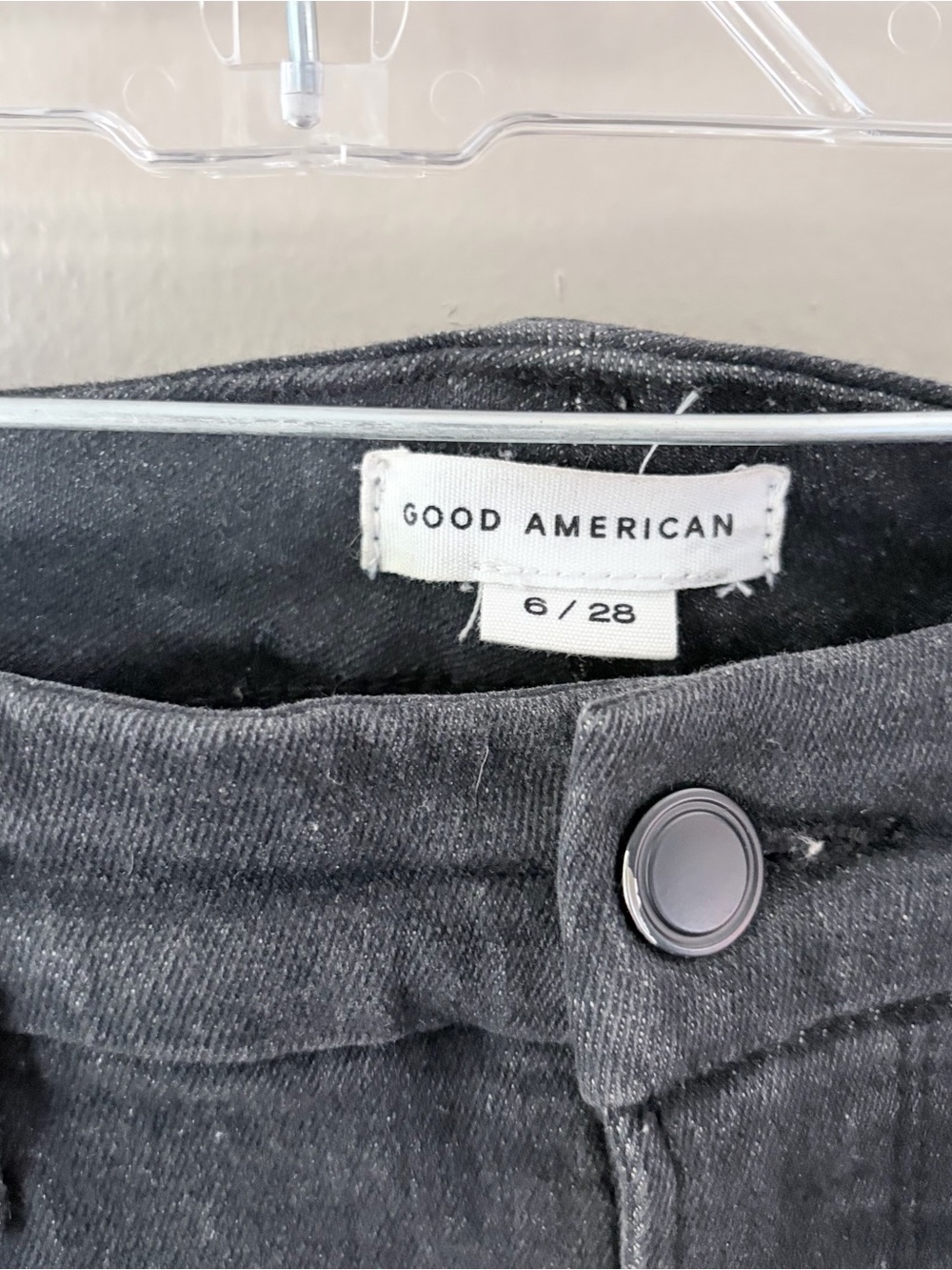 Good American Good Straight Black Jeans Size 6/28 - Picture 4 of 10